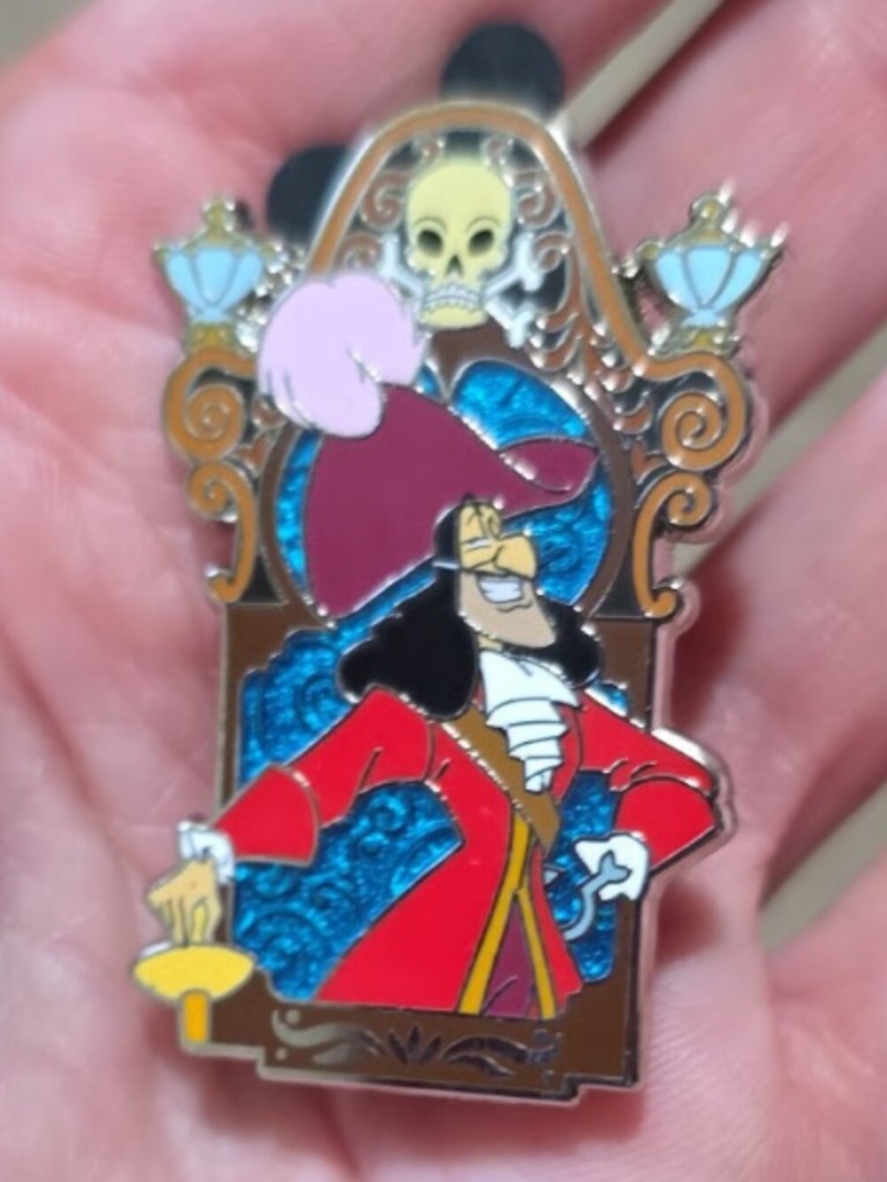 Disney Park Peter Pan Captain Hook Villain Pin